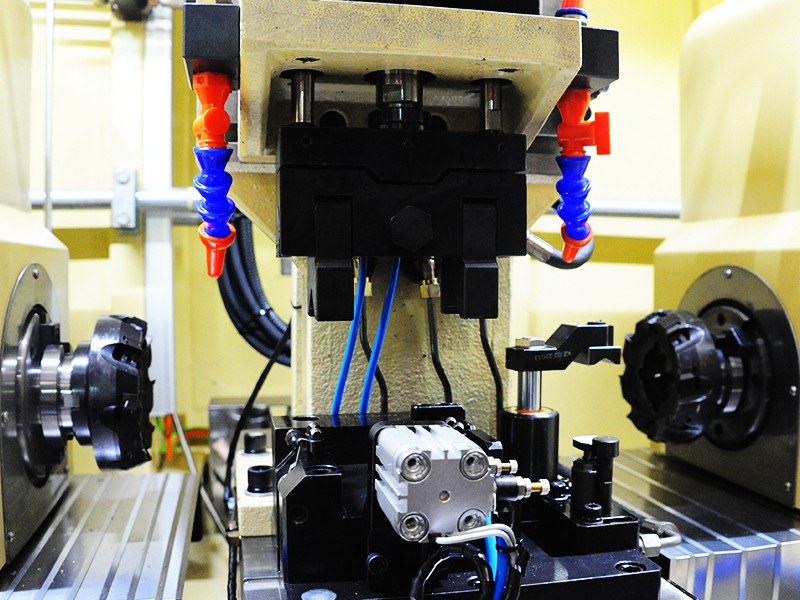 高端拉床,專用機床,內(nèi)拉床,外拉床,數(shù)控機床,自動化生產(chǎn)線,工業(yè)機器人,拉床,拉刀,自動化