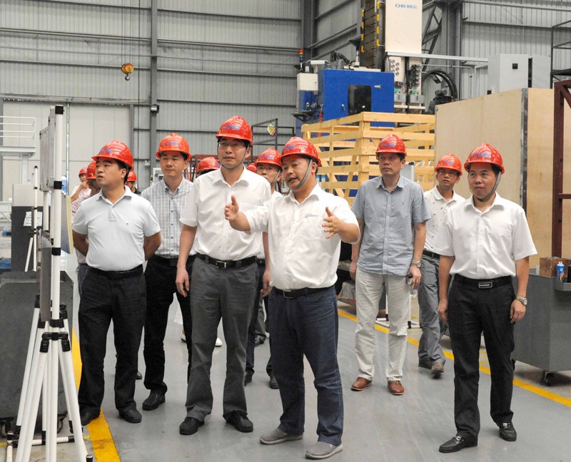 高端拉床,專用機床,內拉床,外拉床,數(shù)控機床,自動化生產(chǎn)線,工業(yè)機器人,拉床,拉刀,自動化
